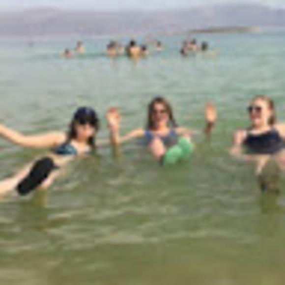 Meet your Posher, Haidee - Picture 1 of 1